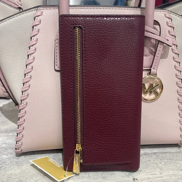 Michael Kors Reed Lg Bifold Pebbled Leather Snap Wallet Card Case 
Oxblood 
NWT - Picture 14 of 16